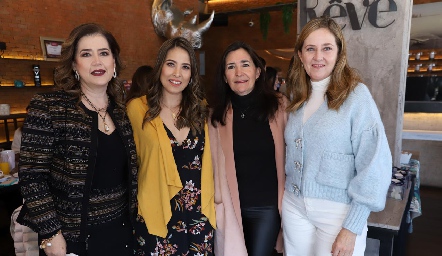  Cristina Galán, Cristina Kasis, Marcela Valle y Lourdes Gutiérrez.