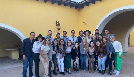  Despedida de solteros de Mariana Rodríguez y Diego De Luna.