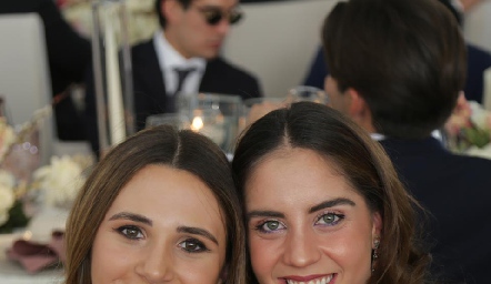  Chiara Pizzuto y Pía Gómez.