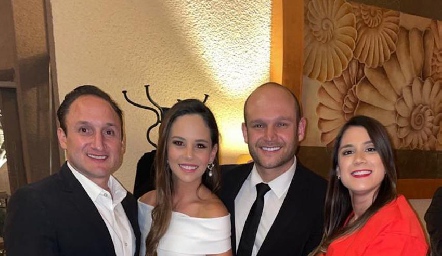  Fernando Rangel, Alynn Ruiz, Abel Rangel y Erika Ríos.
