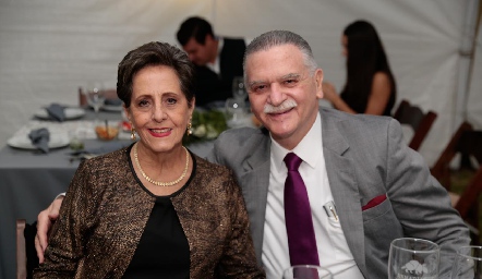  Guadalupe y Roberto Bárcena.