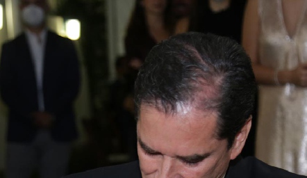 Lupita Bárcena y  Miguel Álvarez, papás de la novia.