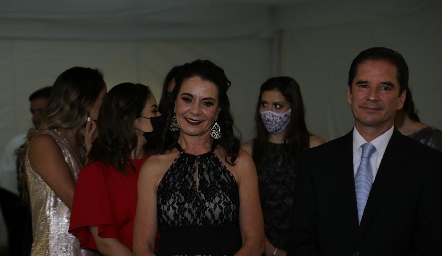 Lupita Bárcena y  Miguel Álvarez, papás de Guada.