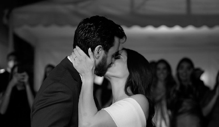 Los novios.