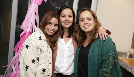  Rocío de la Vega, Ceci Dávila y Ale Martínez.