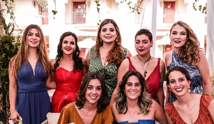 Sofía Muñiz, Yolanda Aguillón, María José Motilla, Daniela González, Vero Pérez, Pilar González, Marijó Aranda y Ana Pau Fernández.