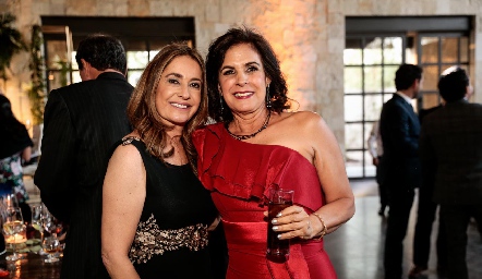  Paty Gaviño y Ana Laura Villarreal.