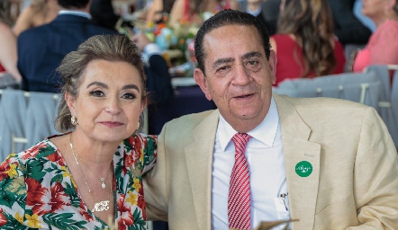  Mari Carmen Pérez y Antonio Carrera.