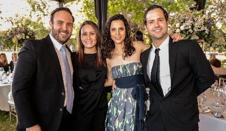  Mauricio Zapata, Fátima Castro, Andrea Guerra y Víctor Ortiz.