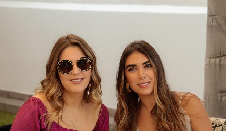  Luly Robles y Mayra Díaz de León.