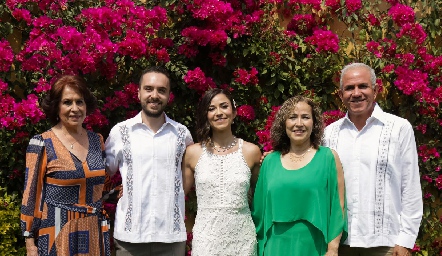  Carmen de Galarza, Guillermo Galarza, Gisela, Gisela y David Lara.