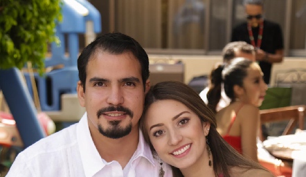 Alfredo Lárraga y Ana Esquivel.