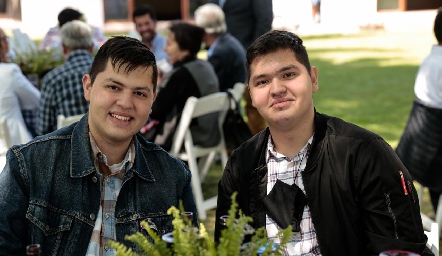  Eduardo y Gonzalo.
