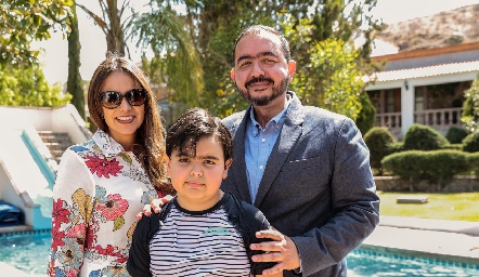  Paty, Eduardo y Eduardo de la Peña.