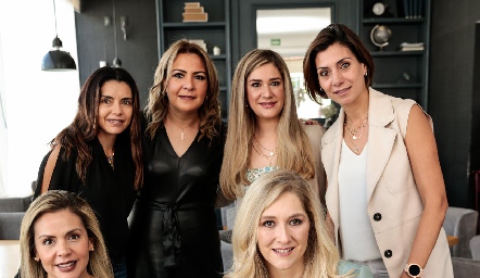  Claudia Leal, Arisbé Huerta, Lilian Dorador, Lucrecia del Villar, Patricia Anette y Gabriela Dorador.