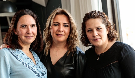  Ana Greta Ibáñez, Arisbé Huerta y Liz Martínez.