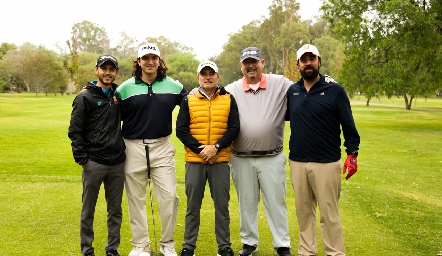  Mauricio Moreno, Alejandro González, Tomás Alcalde, Patricio Mendizábal y Alejandro González.