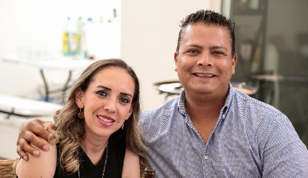  Claudia Marroquín y Carlos Cabrera.
