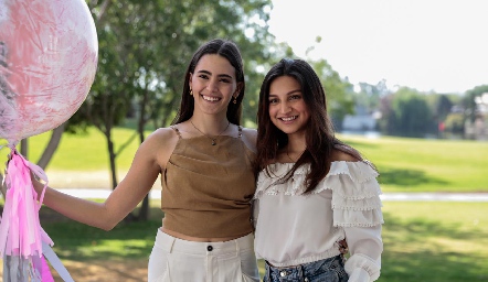  Irene Abud y Patricia Cervantes.
