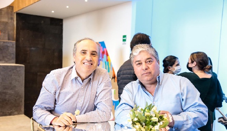  Alejandro Navarro y Gerardo Córdova.