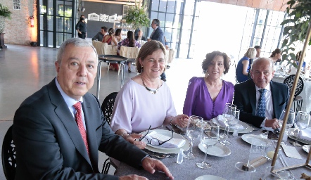 Gangel, Sophie, Rosy Villamayor y Luis Martín.