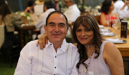  Manuel Delgado Aguirre y Fabiola Saldaña Durán.