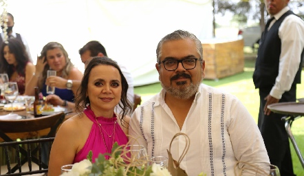  Gabriel Rosillo y Miriam Pérez.