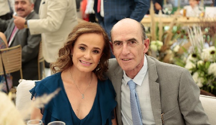  Gabriela Rodríguez y Miguel Olmos.