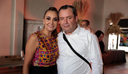  Flor Hernández y Humberto Abaroa.