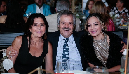  Andrea Castillo, Ignacio Guzmán y María Fernanda Domínguez.
