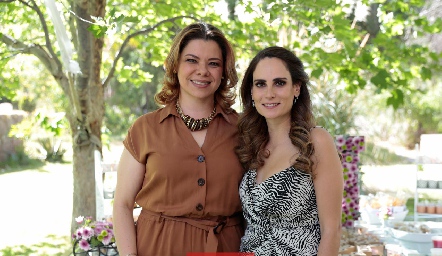  Marilupe Gómez y Jessica Medlich.