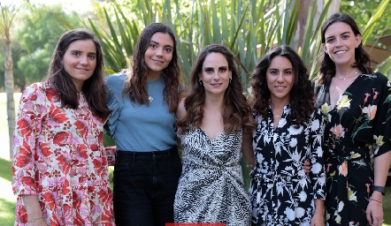  Eugenia Musa, Ale Castrillón, Jessica Medlich, Irasema Abud y Daniela Pérez.