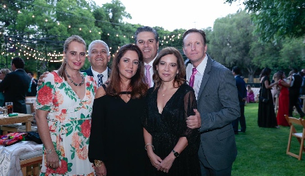  Meritchell Galarza, Gerardo Rodríguez, Claudia Altamirano, Salomón Dip, Daniela Calderón y Federico García.