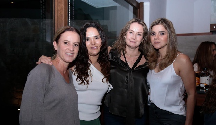 Romina Madrazo, Ana Paula Valdés, Gabriela Artolózaga y Yezmín Sarquis.