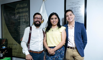  Salvador Álvarez, Jennifer Auces y Isaac Cuevas.
