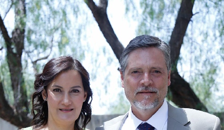  Sandra Morelos y Guillermo Humara.