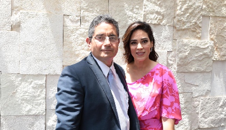 Gerardo Rodríguez y Maribel Lozano.