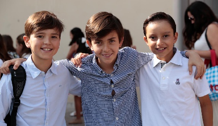  Rodrigo, Santi y Pato.