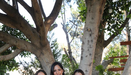  Paola Ascanio, Andrea Ascanio y María José Ascanio.
