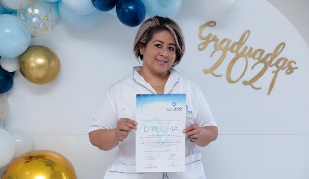  Karla Mérida García.