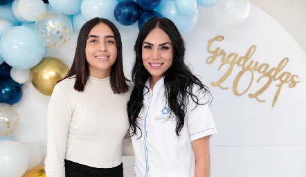 Luna Díaz y Elizabeth Aguirre.