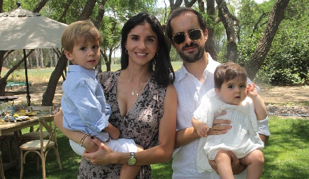  Familia Romo Torres.