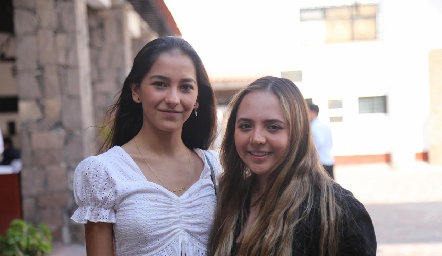  Ali Villanueva y Jenny Martínez.