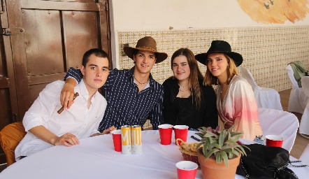  Diego Castillo, Oscar Vera, Chris Cambeses y Fran Hinojosa.
