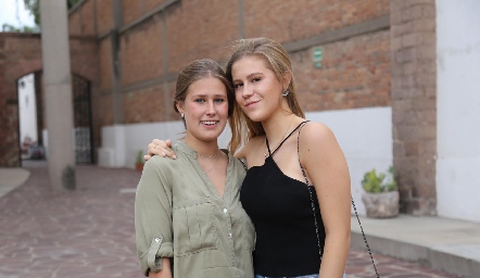  Isabella Galván e Isabella Ledezma.