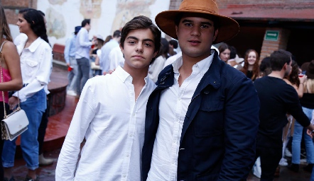  Manuel Díaz Infante y P.J. Piñero.