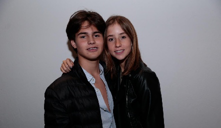  Javier y Camila.