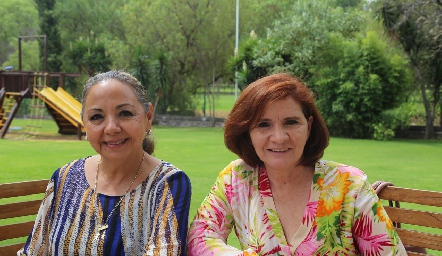  Rosalba Martínez y Rocío Dávila.