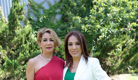  Isabel Carrillo y Lorena Herrera.