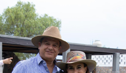  Arturo Estrada e Ylenia Rodríguez.